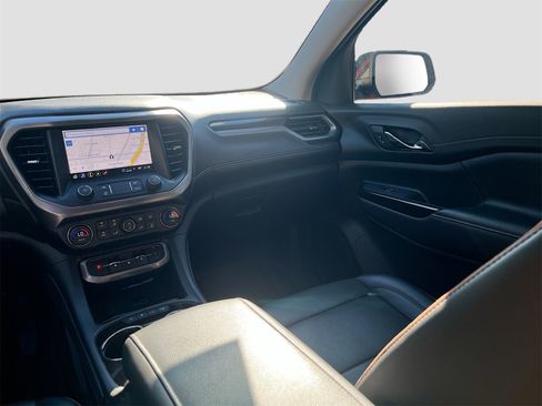 Used 2023 GMC Acadia AT4 w/ Technology Package image 25