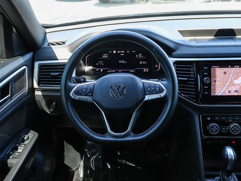 Used 2023 Volkswagen Atlas Cross Sport SEL AWD/4WD image 17
