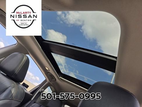 Used 2021 Nissan Murano Platinum w/ Cargo Package FWD image 8