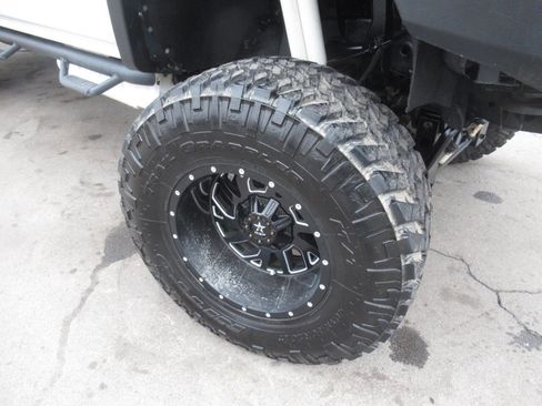 Used 2018 Chevrolet Silverado 3500 High Country w/ Duramax Plus Package image 7