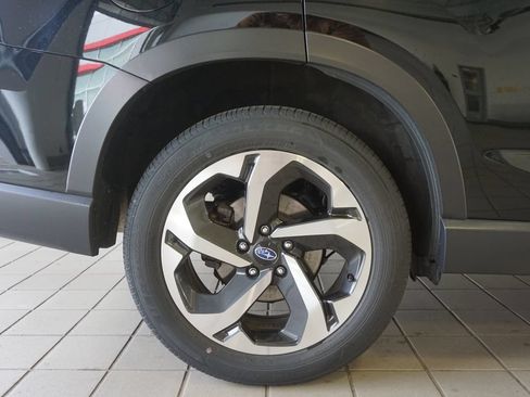 Used 2024 Subaru Forester Touring AWD/4WD image 34