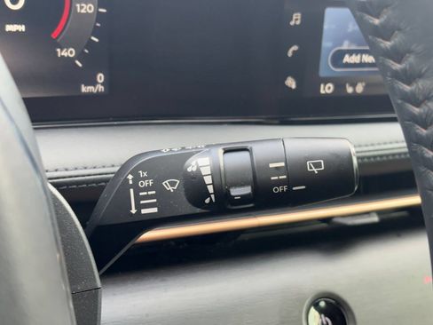 Certified 2023 Nissan Ariya FWD image 16