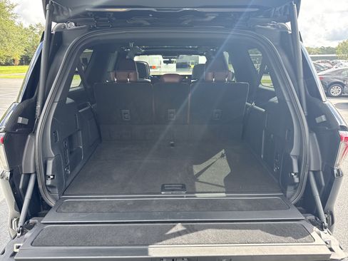 Used 2026 Lincoln Navigator L Reserve AWD/4WD image 31