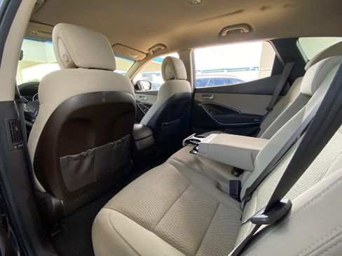 Used 2017 Hyundai Santa Fe Sport image 22