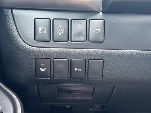 Used 2018 Toyota Highlander Limited FWD image 40