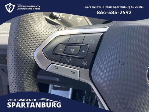 New 2026 Volkswagen Tiguan SE R-Line image 21