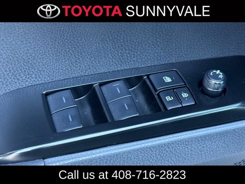 Used 2026 Toyota Camry SE w/ Convenience Package FWD image 17