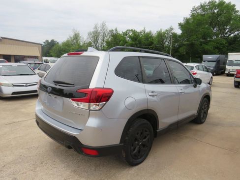 Used 2019 Subaru Forester w/ Alloy Wheel Package AWD/4WD image 5