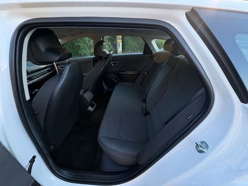 Used 2025 Kia K4 LXS image 24