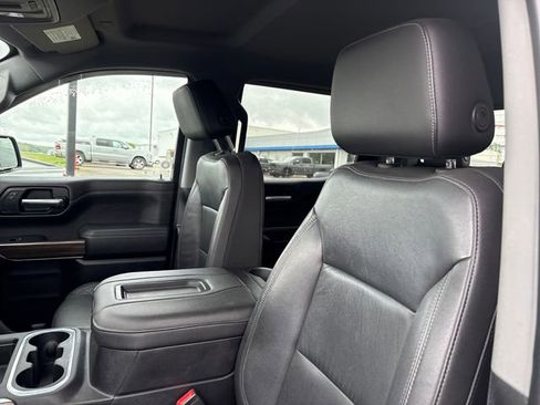 Used 2019 Chevrolet Silverado 1500 LT Trail Boss AWD/4WD image 9