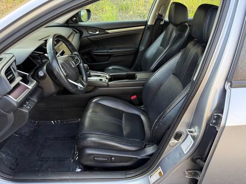 Used 2016 Honda Civic Touring image 5