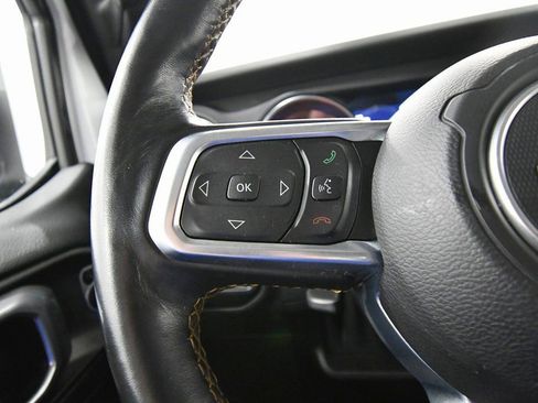 Used 2021 Jeep Wrangler Unlimited Sahara image 19