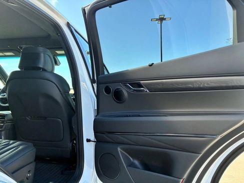 New 2026 Genesis GV80 3.5T e-SC image 15