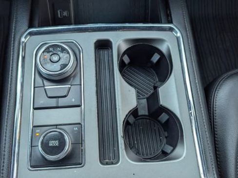 Used 2021 Ford Expedition Max XLT image 38