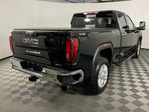Used 2022 GMC Sierra 3500 SLT w/ SLT Premium Package AWD/4WD image 8