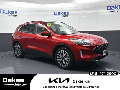 Used 2020 Ford Escape Titanium AWD/4WD image 1