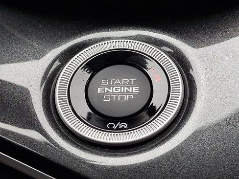 Certified 2023 Jeep Grand Cherokee Laredo image 26