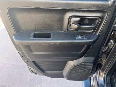 Used 2014 RAM 1500 Express image 16