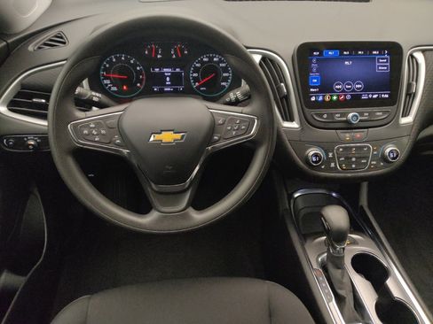 Used 2024 Chevrolet Malibu LT image 22