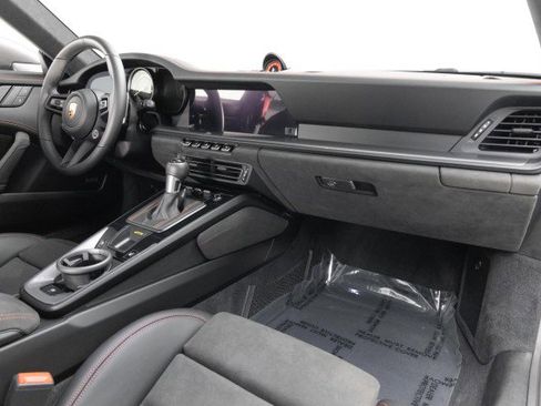 Used 2022 Porsche 911 GT3 image 6