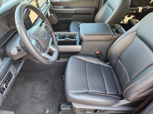 New 2026 Ford F250 Lariat w/ Black Appearance Package image 9