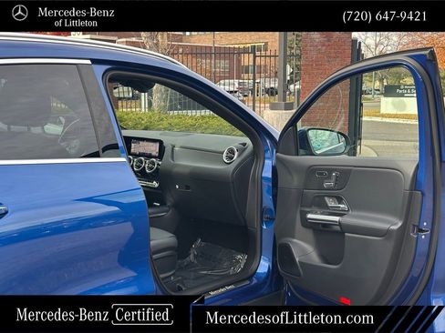 Certified 2025 Mercedes-Benz GLA 250 4MATIC image 30