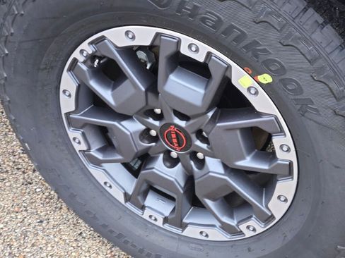 New 2026 Nissan Frontier PRO-4X w/ Pro Premium Package image 15