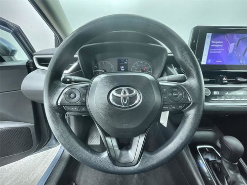 Used 2024 Toyota Corolla LE image 18