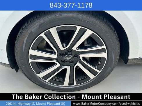 Used 2023 Land Rover Range Rover SE AWD/4WD image 32