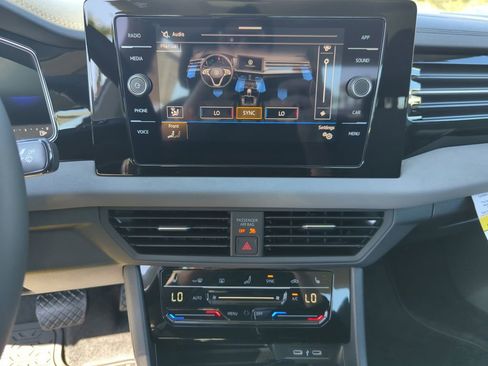 New 2026 Volkswagen Jetta SE image 30