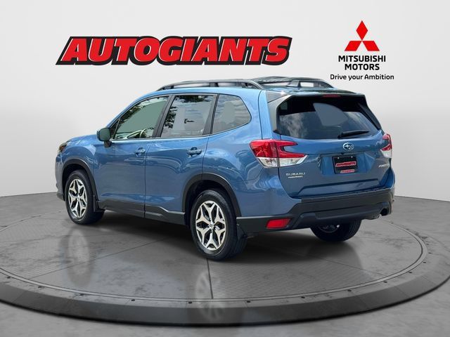 Used 2024 Subaru Forester Premium AWD/4WD image 4