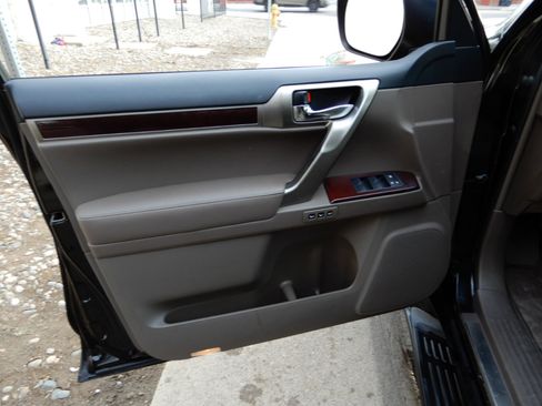 Used 2015 Lexus GX 460 Luxury image 26