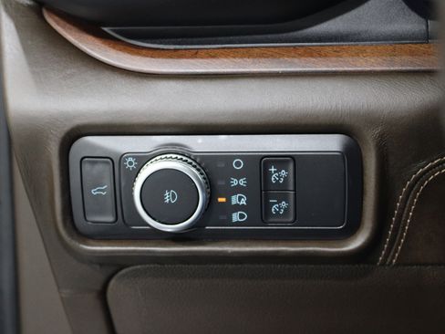 Used 2022 Ford Explorer King Ranch w/ Technology Package image 10