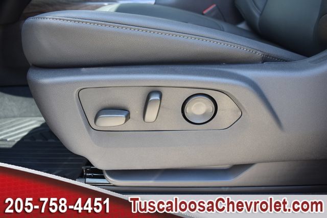 New 2026 Chevrolet Silverado 2500 LTZ w/ LTZ Plus Package AWD/4WD image 17