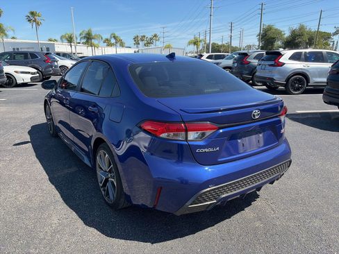 Used 2021 Toyota Corolla SE w/ SE Premium Package image 5