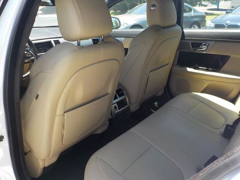 Used 2014 Jaguar XF 3.0 AWD/4WD image 26