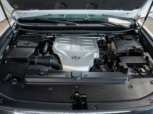 Used 2017 Lexus GX 460 Premium w/ Premium Package image 61