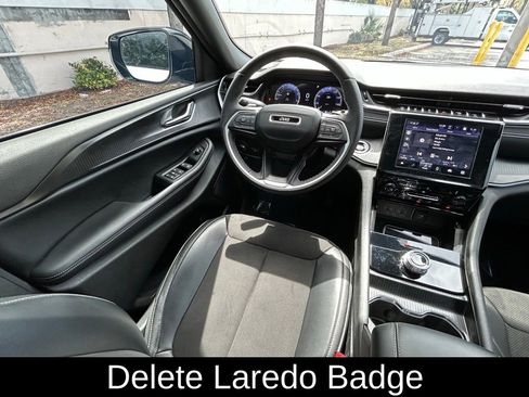 Used 2024 Jeep Grand Cherokee Altitude image 9