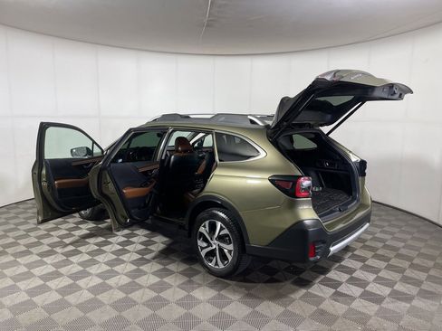 Used 2022 Subaru Outback Touring XT image 12