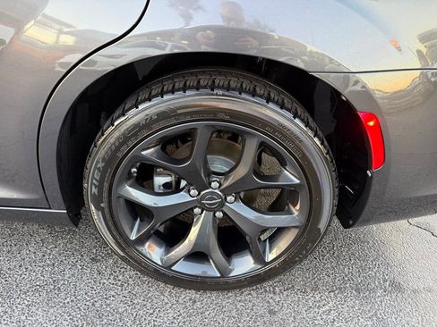 Used 2023 Chrysler 300 S image 38