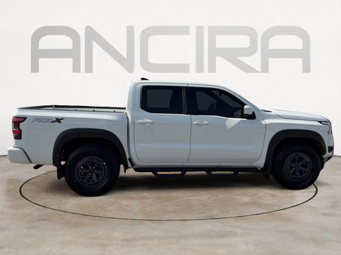 Used 2025 Nissan Frontier Pro-X image 13