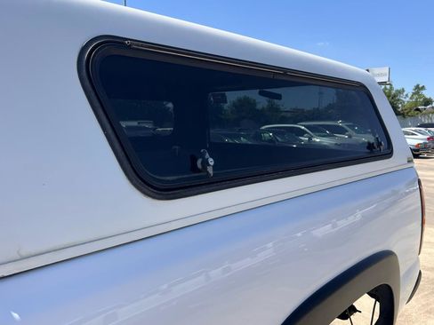 Used 2002 Chevrolet Silverado 2500 LS w/ Electrical Convenience Pkg RWD image 22