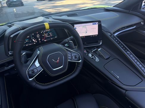 Used 2023 Chevrolet Corvette Stingray Premium Conv image 55