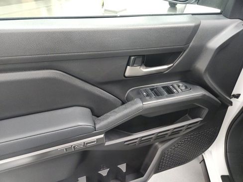 New 2025 Toyota Tacoma TRD Off-Road image 20