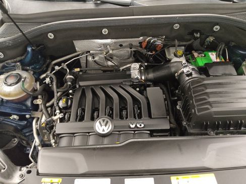 Used 2021 Volkswagen Atlas SE w/ Panoramic Sunroof Package FWD image 30