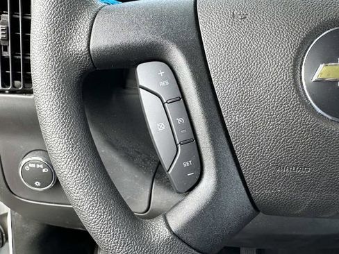New 2025 Chevrolet Express 3500 Work Van w/ Power Convenience Package image 12