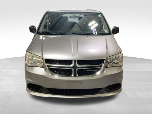 Used 2014 Dodge Grand Caravan SE w/ Quick Order Package 29E SE FWD image 9