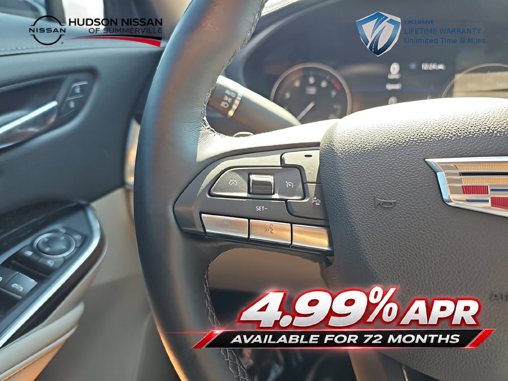 Used 2023 Cadillac XT4 Premium Luxury w/ Technology Package FWD image 18