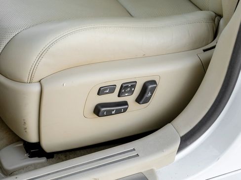 Used 2012 Lexus LS 460 image 31