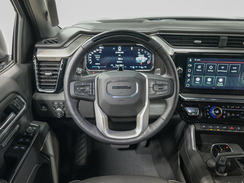 Used 2026 GMC Sierra 1500 Denali AWD/4WD image 17